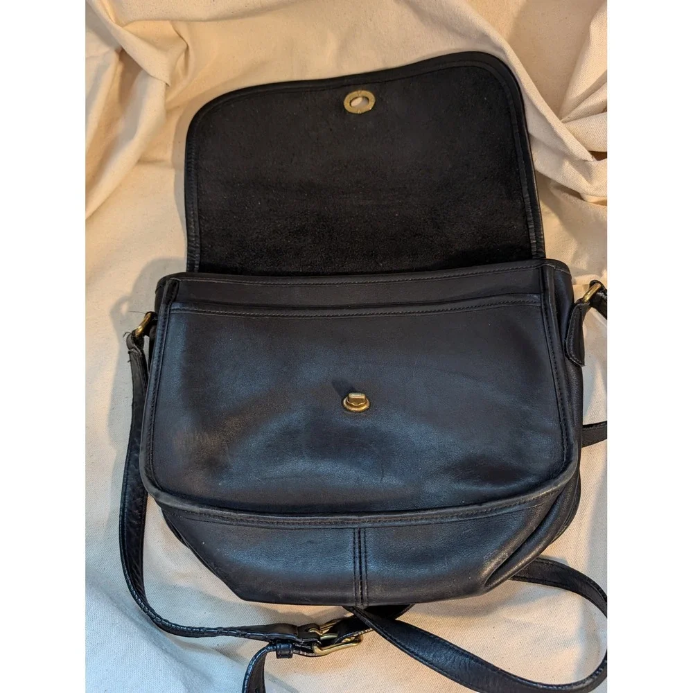 Coach City Bag Black Leather Crossbody Vintage 9790 Brass Turnlock